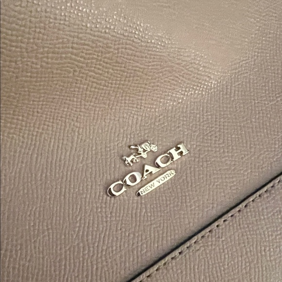 Coach Beige Leather Satchel purse-EUC - Picture 7 of 8